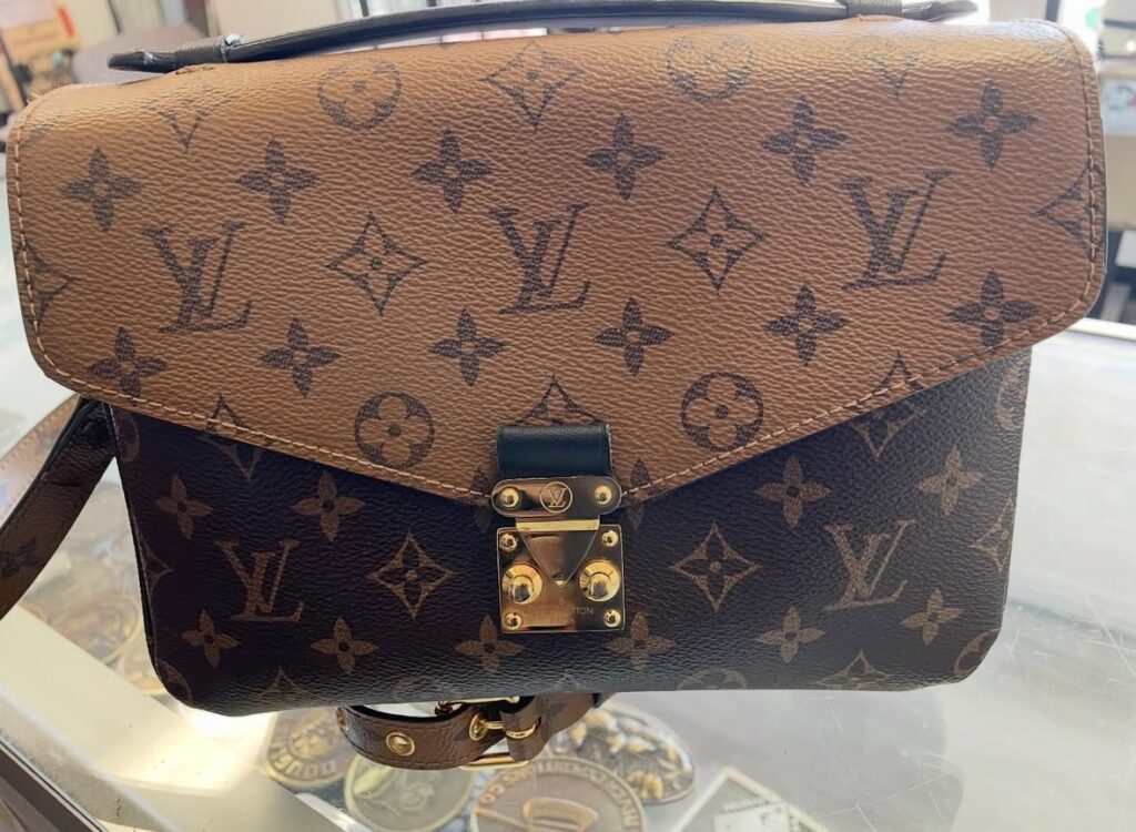 Bag & Baggage Repair in Agoura Hills